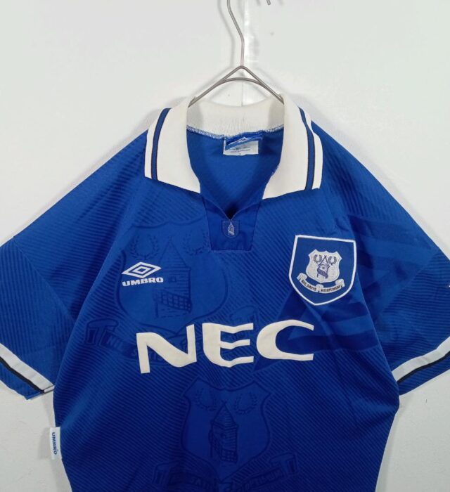 エバートンFC 1994-96 ホーム
