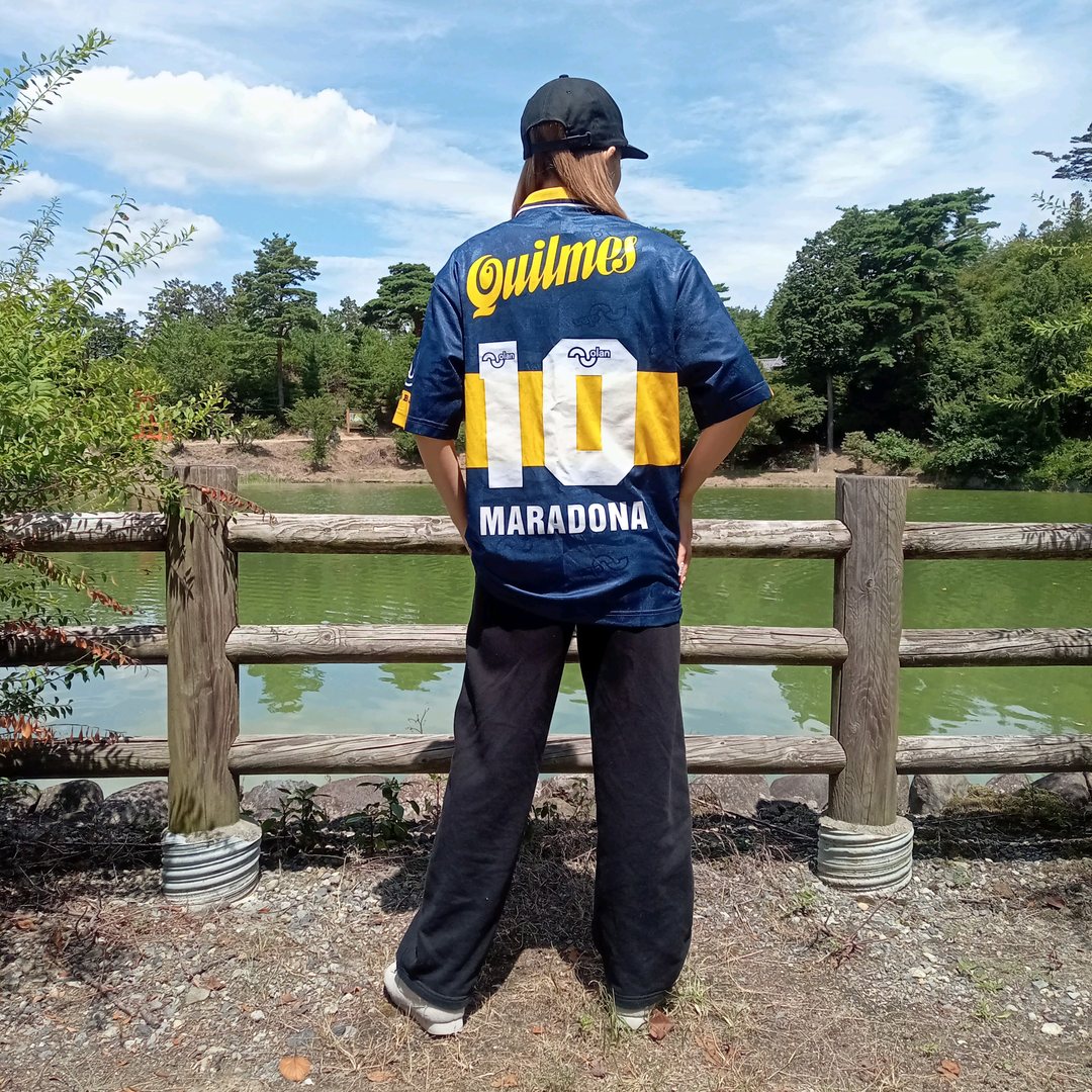 ボカ・ジュニアーズのユニフォームの背面。背番号10とMARADONAのマーキング